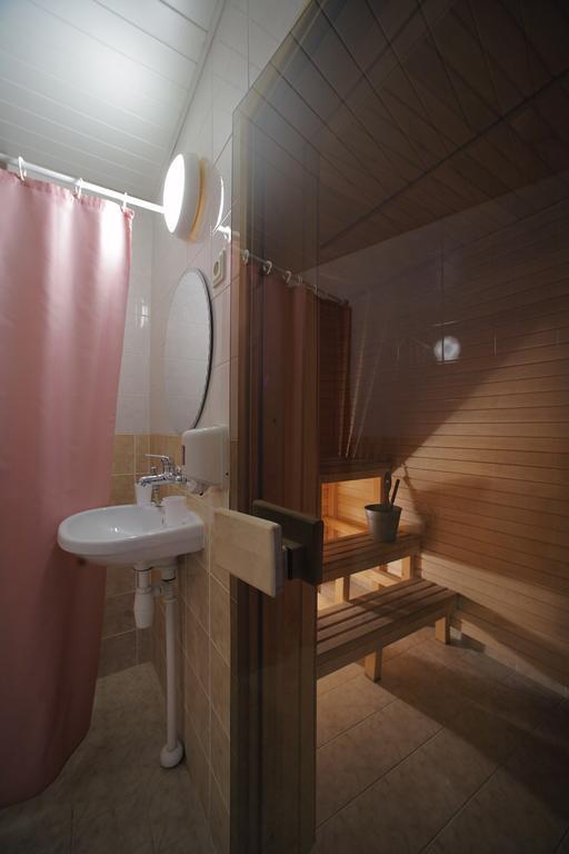 Rehe Hotel Tartu Rom bilde