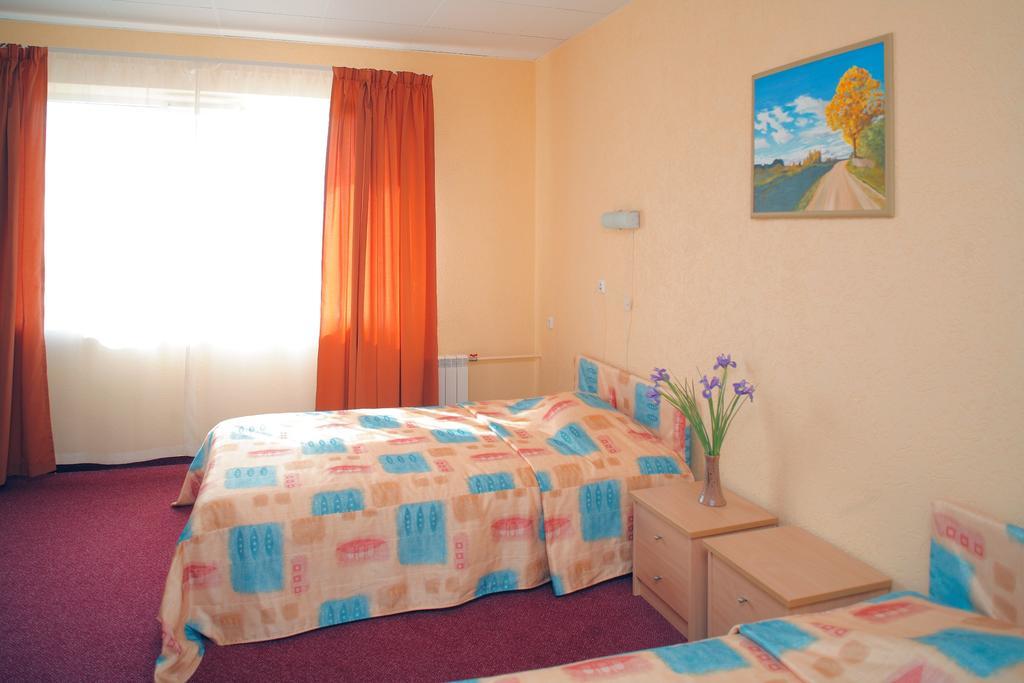 Rehe Hotel Tartu Rom bilde